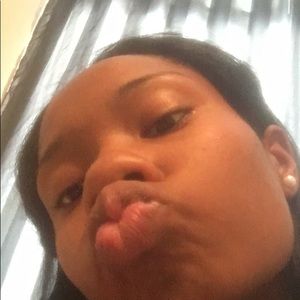 Meet your Posher, Tinivea